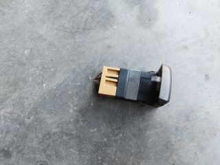 bontott VW NEW BEETLE Jobb első Ülésfűtés Kapcsoló