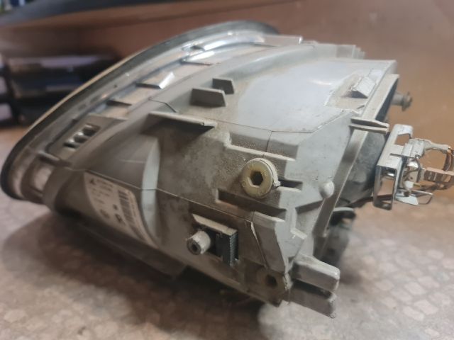 bontott VW NEW BEETLE Jobb Fényszóró