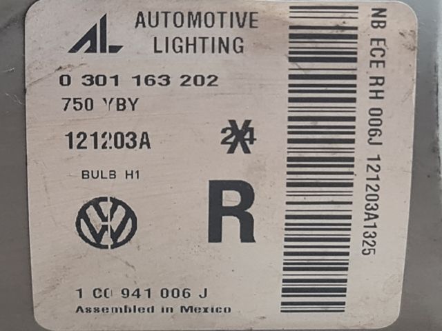 bontott VW NEW BEETLE Jobb Fényszóró