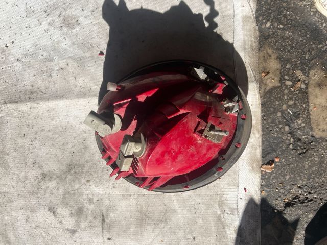 bontott VW NEW BEETLE Jobb Külső Hátsó Lámpa