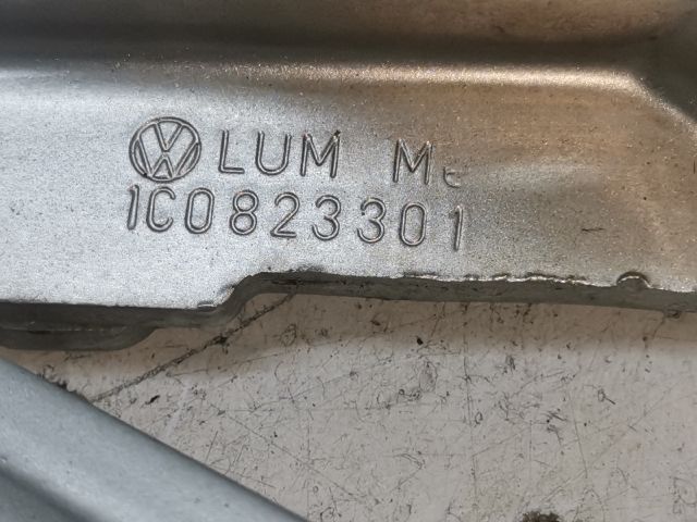 bontott VW NEW BEETLE Motorháztető Bal Zsanér