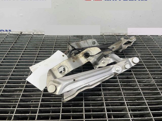 bontott VW NEW BEETLE Motorháztető Zsanér Pár