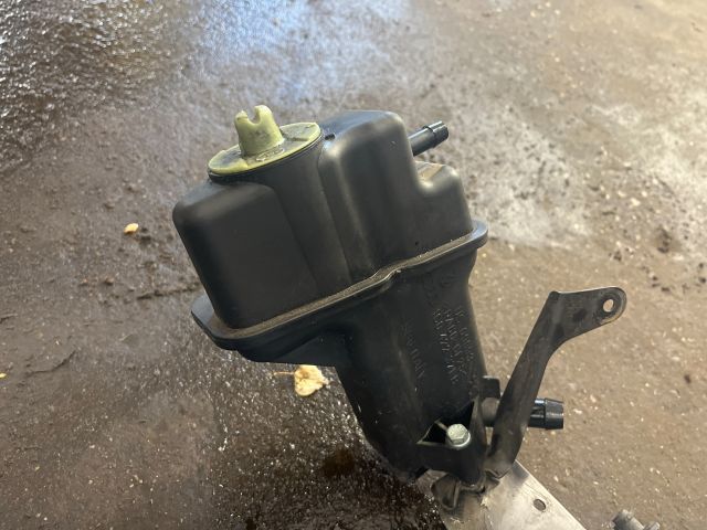 bontott VW NEW BEETLE Szervóolaj Tartály