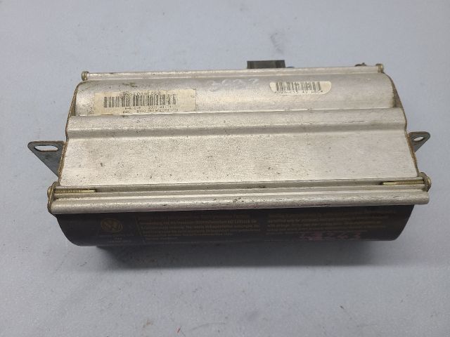 bontott VW NEW BEETLE Utasoldali Légzsák