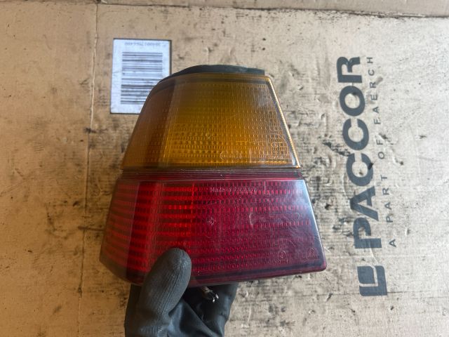 bontott VW PASSAT B2 Bal Külső Hátsó Lámpa