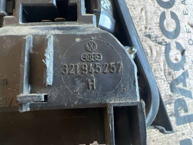 bontott VW PASSAT B2 Jobb Hátsó Lámpa