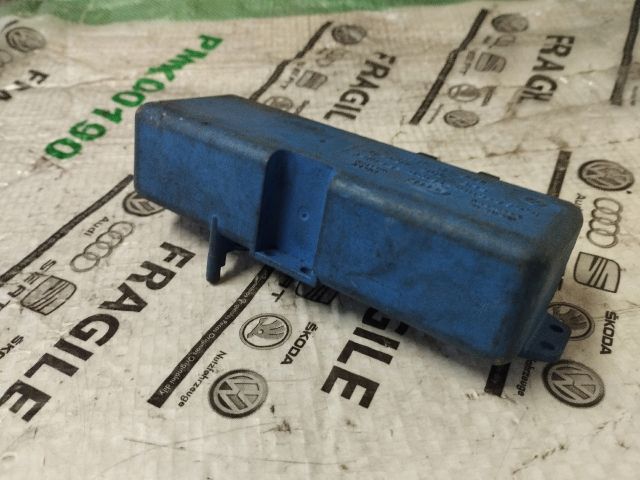 bontott VW PASSAT B3 B4 Klíma Relé