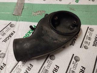 bontott VW PASSAT B3 B4 Légbeömlő Cső