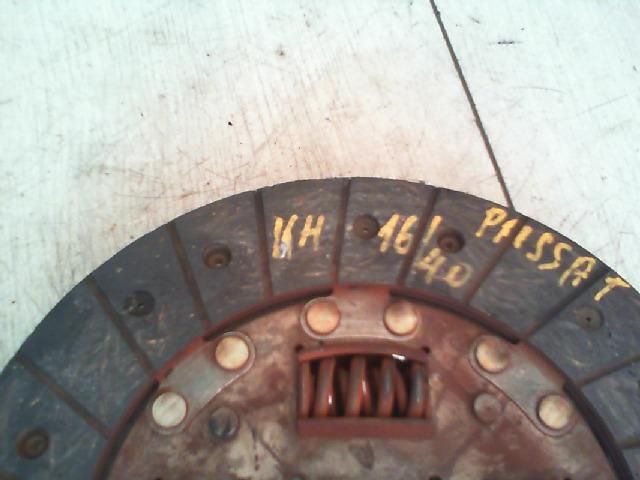 bontott VW PASSAT B3 B4 Kuplung Tárcsa