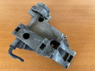 bontott VW PASSAT B3 B4 Szíjfeszítő Görgő