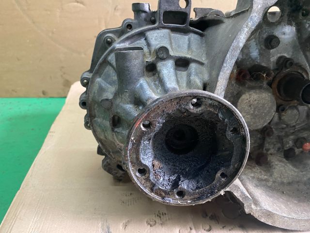 bontott VW PASSAT B3 B4 Váltó (Mechanikus)