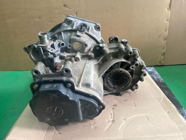 bontott VW PASSAT B3 B4 Váltó (Mechanikus)