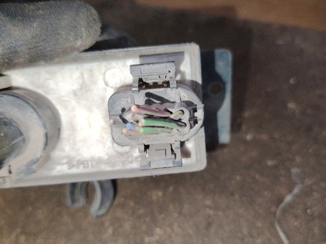 bontott VW PASSAT B3 B4 Hűtőventilátor Relé