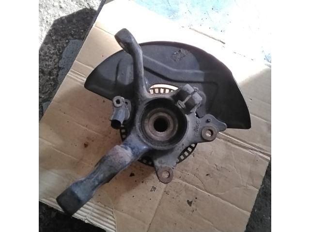 bontott VW PASSAT B3 B4 Jobb első Csonkállvány Kerékaggyal