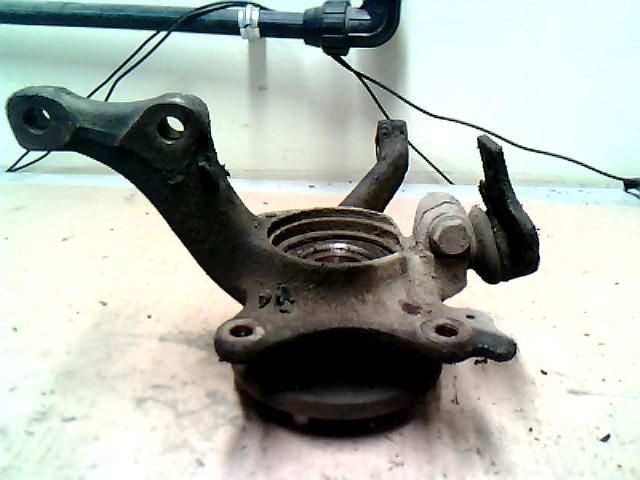 bontott VW PASSAT B3 B4 Jobb első Csonkállvány Kerékaggyal