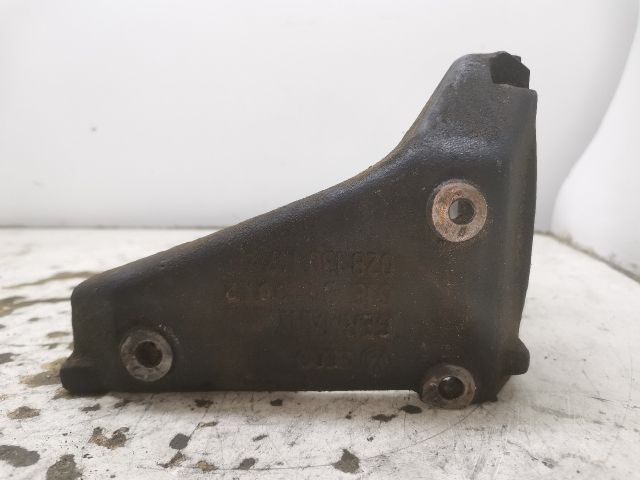 bontott VW PASSAT B3 B4 Adagoló Tartó Bak