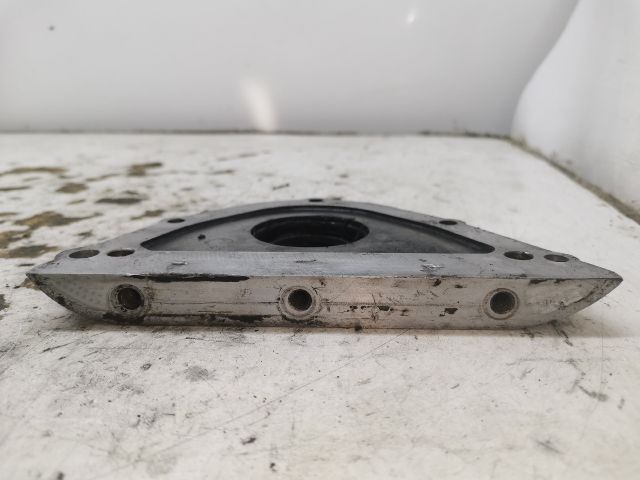 bontott VW PASSAT B3 B4 Első Főtengely Szimmeringház