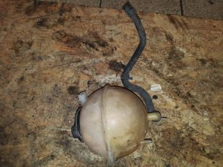 bontott VW PASSAT B3 B4 Kiegyenlítő Tartály