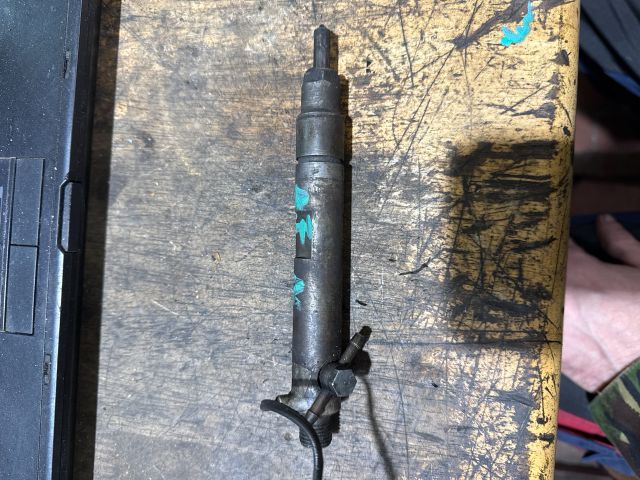 bontott VW PASSAT B3 B4 Porlasztó (1 db)