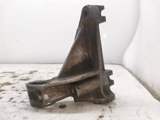 bontott VW PASSAT B3 B4 Szervó Tartó Bak (Magában)