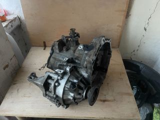 bontott VW PASSAT B3 B4 Váltó (Mechanikus)