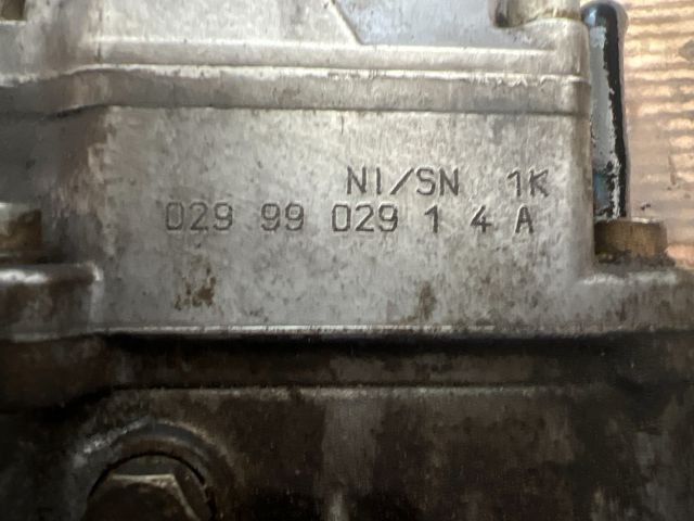 bontott VW PASSAT B3 B4 Adagoló