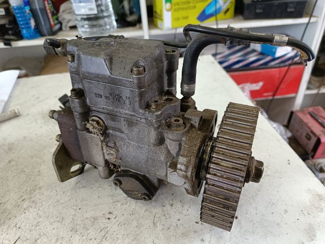 bontott VW PASSAT B3 B4 Adagoló