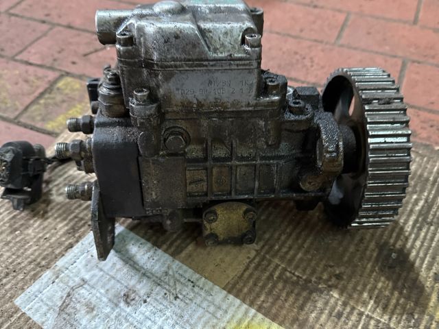 bontott VW PASSAT B3 B4 Adagoló