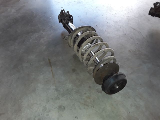 bontott VW PASSAT B3 B4 Bal első Lengéscsillapító