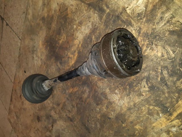 bontott VW PASSAT B3 B4 Bal Féltengely