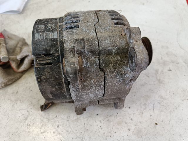 bontott VW PASSAT B3 B4 Generátor