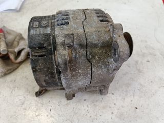 bontott VW PASSAT B3 B4 Generátor