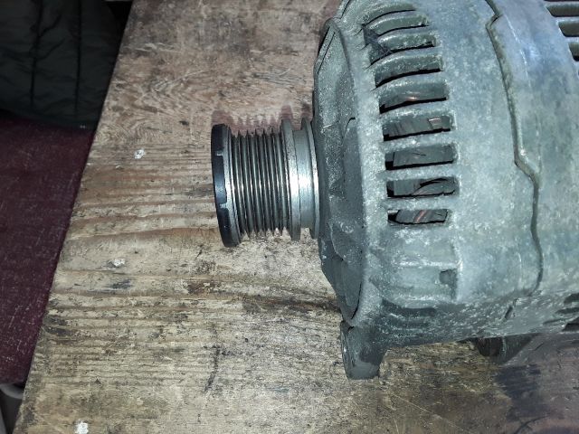 bontott VW PASSAT B3 B4 Generátor