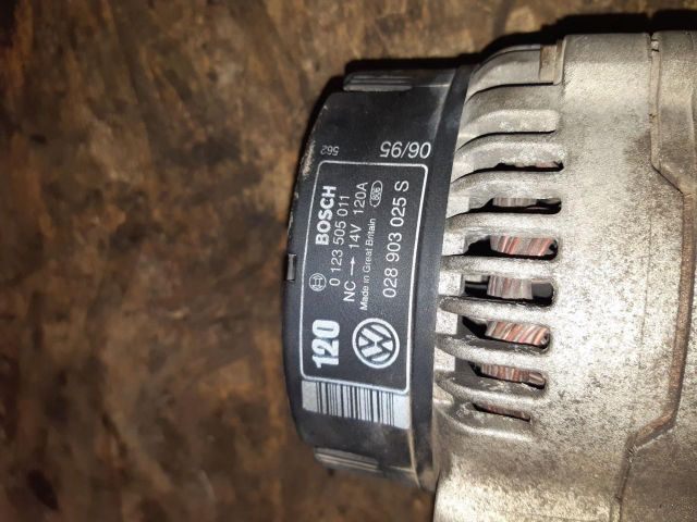 bontott VW PASSAT B3 B4 Generátor