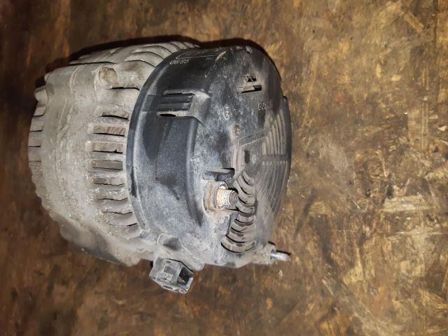 bontott VW PASSAT B3 B4 Generátor