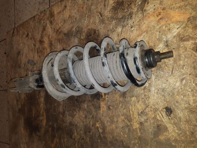 bontott VW PASSAT B3 B4 Jobb első Lengéscsillapító