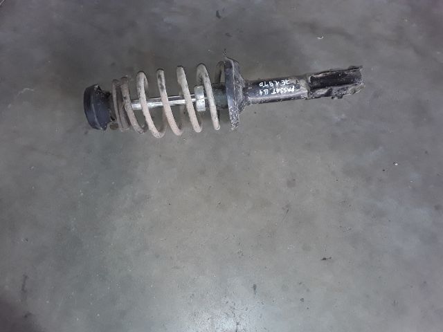 bontott VW PASSAT B3 B4 Jobb első Lengéscsillapító