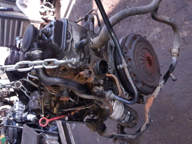 bontott VW PASSAT B3 B4 Motor (Fűzött blokk hengerfejjel)