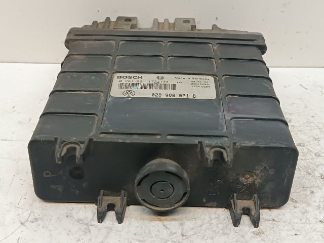 bontott VW PASSAT B3 B4 Motorvezérlő