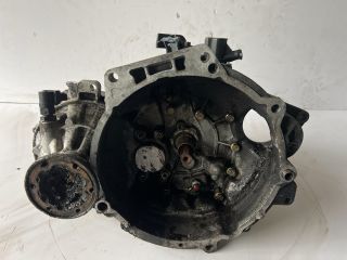 bontott VW PASSAT B3 B4 Váltó (Mechanikus)