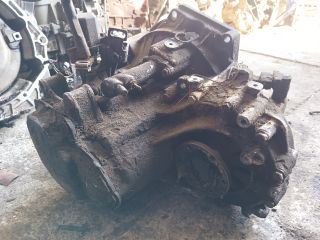 bontott VW PASSAT B3 B4 Váltó (Mechanikus)