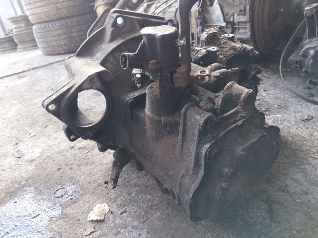 bontott VW PASSAT B3 B4 Váltó (Mechanikus)
