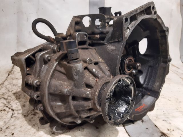 bontott VW PASSAT B3 B4 Váltó (Mechanikus)