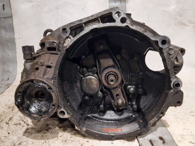 bontott VW PASSAT B3 B4 Váltó (Mechanikus)