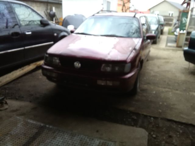 bontott VW PASSAT B3 B4 Bal első Lengéscsillapító