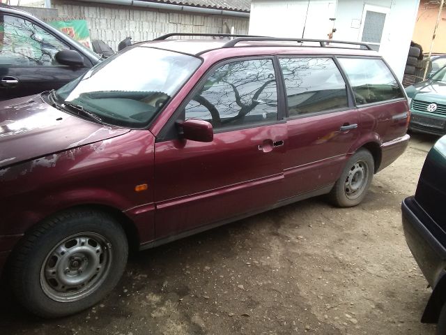 bontott VW PASSAT B3 B4 Bal hátsó Rugó