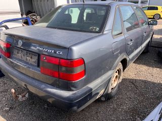 bontott VW PASSAT B3 B4 Jobb hátsó Rugó