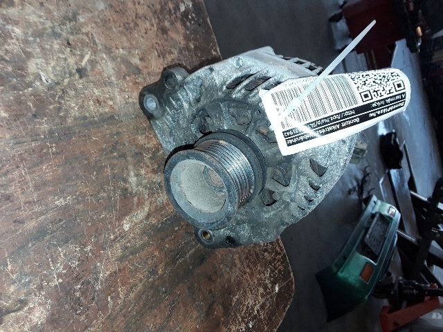 bontott VW PASSAT B3 B4 Generátor