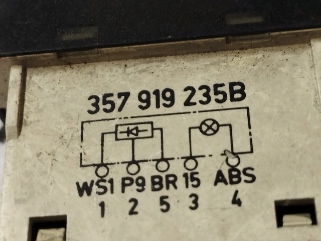 bontott VW PASSAT B3 B4 ABS Visszajelző