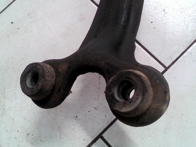 bontott VW PASSAT B3 B4 Alsó Kereszttartó